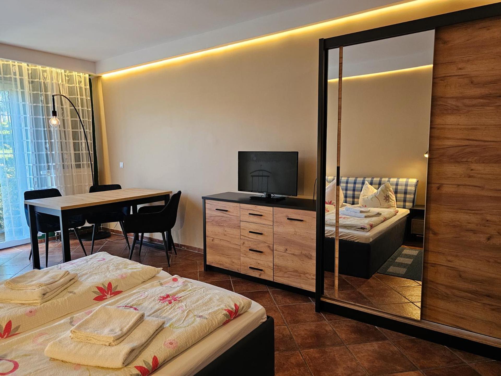 Pension Achterland Mellenthin 部屋 写真
